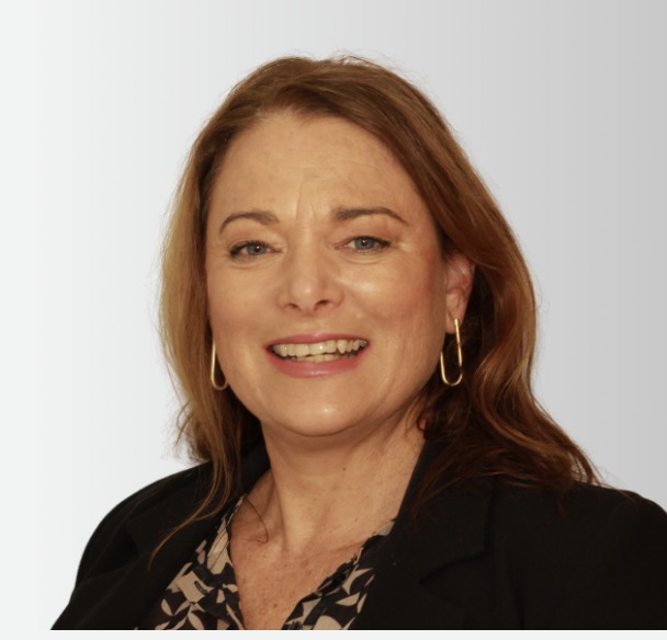 Elizabeth Fahey — Associate of B/RIDGE™